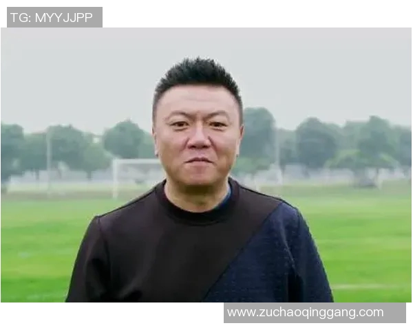 中国职业足球运动员的成长历程与未来发展趋势分析 中国职业足球运动员的成长历程与未来发展趋势分析